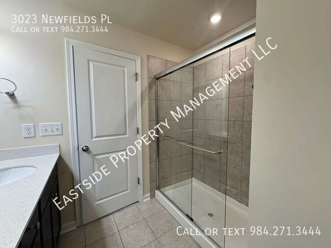 Building Photo - 3023 Newfields Pl
