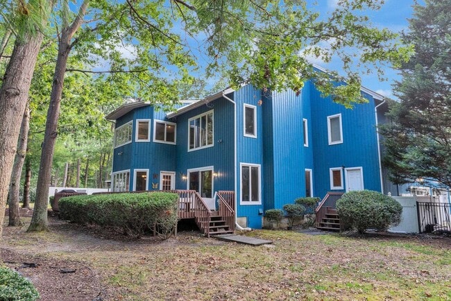 Building Photo - 209 Shady Knoll Ln