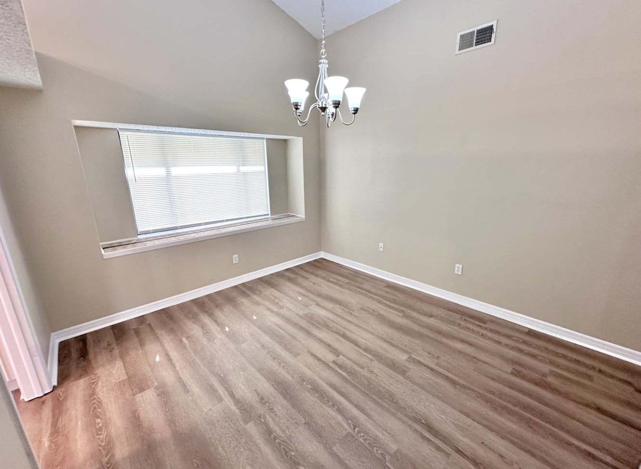 Building Photo - 1911 Coral Tree Ct