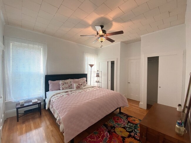 Building Photo - 57 Beltran St