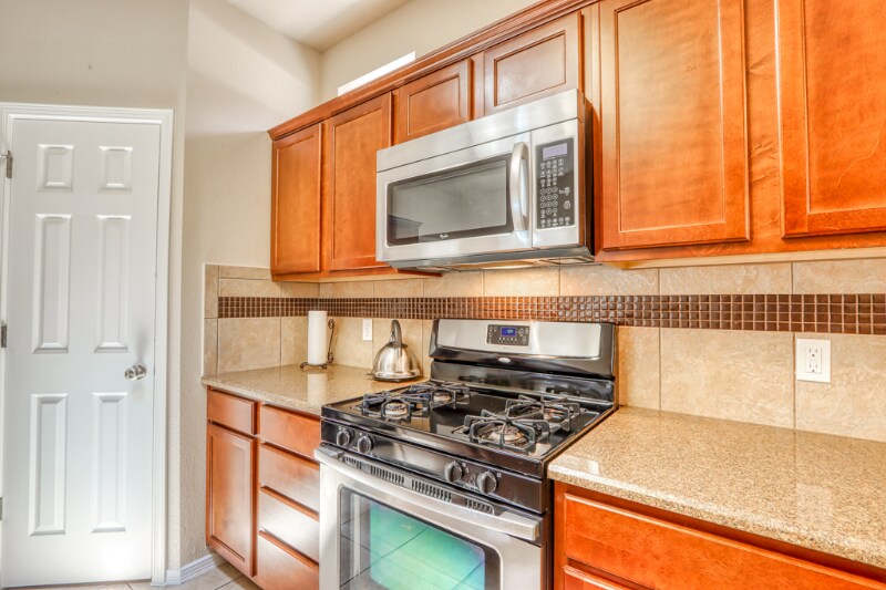 Building Photo - 7352 Cibolo Creek Dr