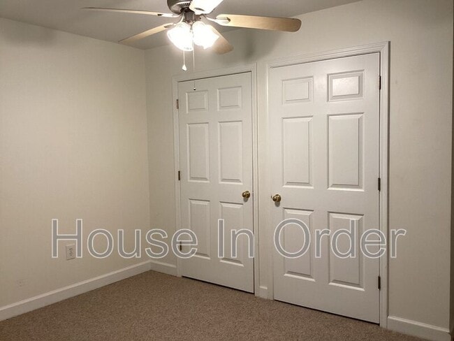 Building Photo - 703 Olde Covington Way