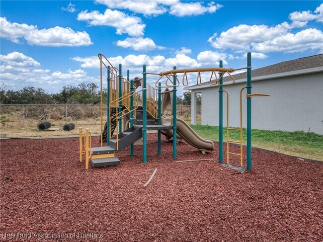 Building Photo - 1302 Ebro Ct