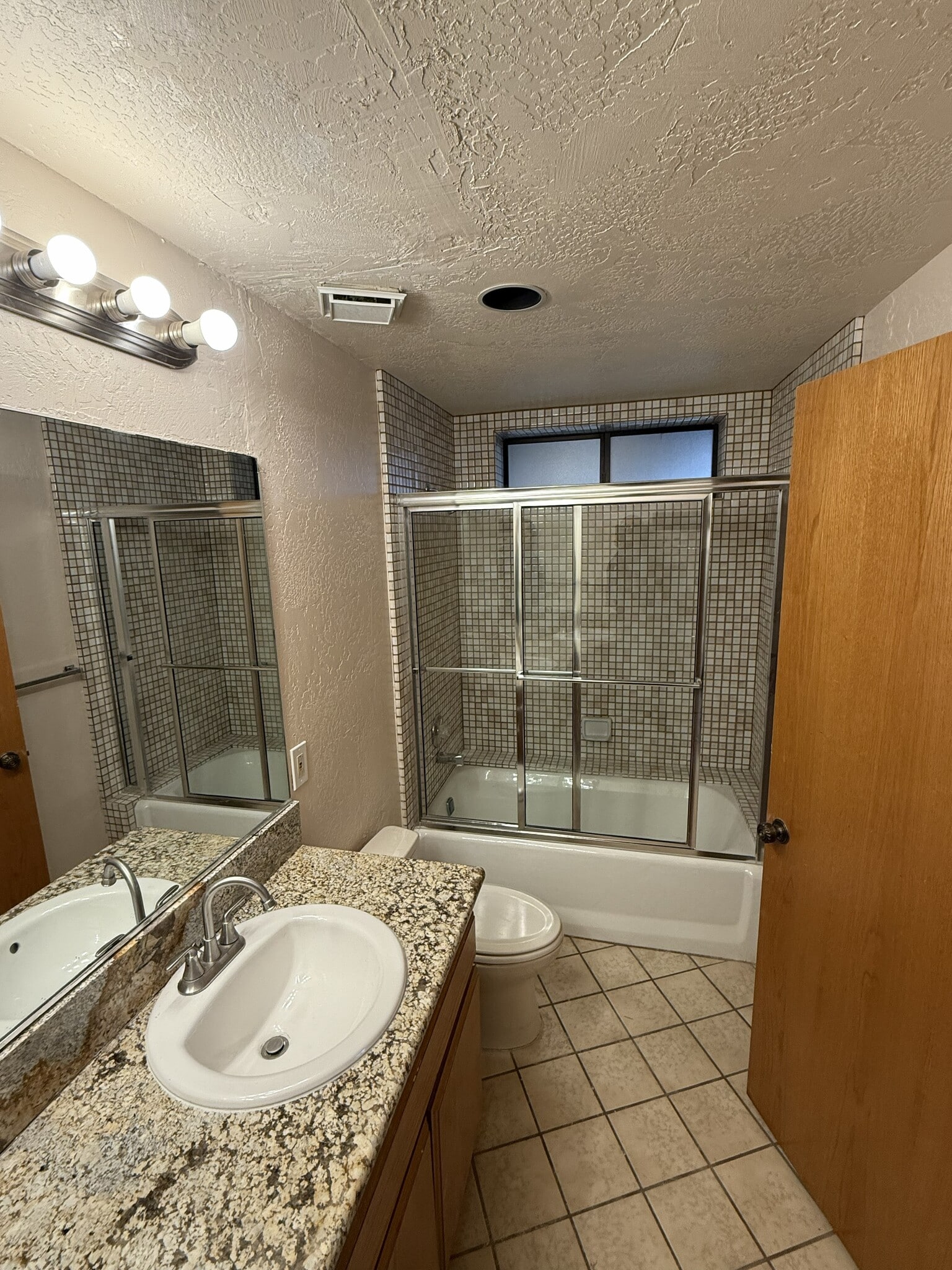 Building Photo - 13114 Polvera Ave