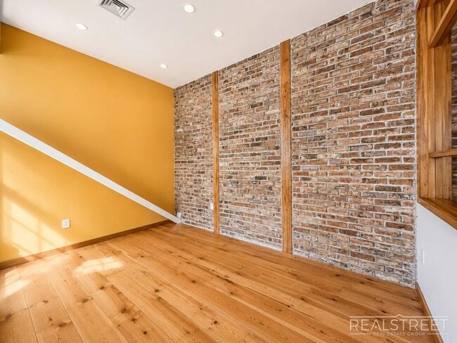 Floorplan - 148 Tompkins Ave