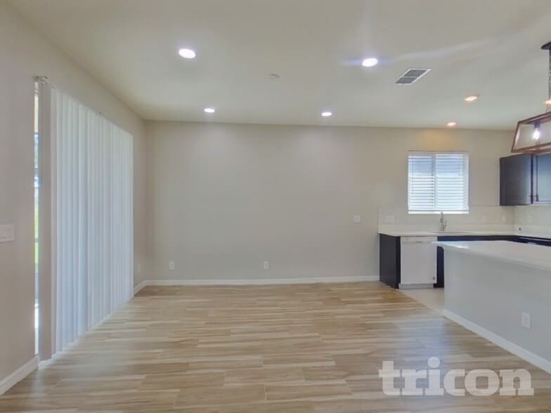 Building Photo - 6317 Domenico Ct