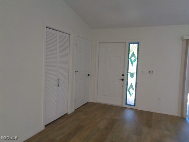 Building Photo - 6429 Royal Woods Dr