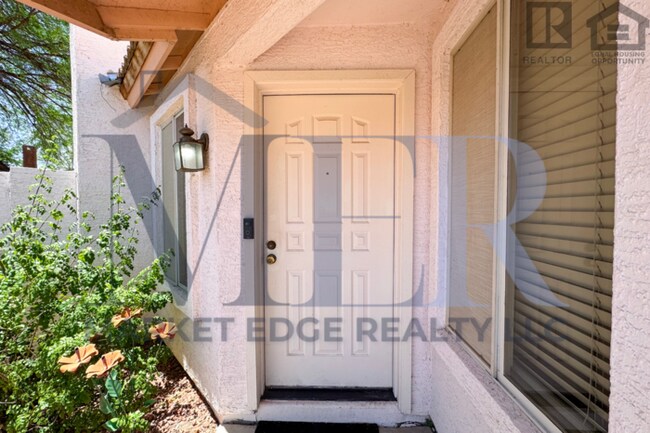 Building Photo - 3Bed/2Bath House at 51st Ave/Loop 101! $199 MOVE-IN SPECIAL! Ready for Immediate Move-In!