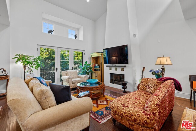 Building Photo - 1619 Artesia Blvd