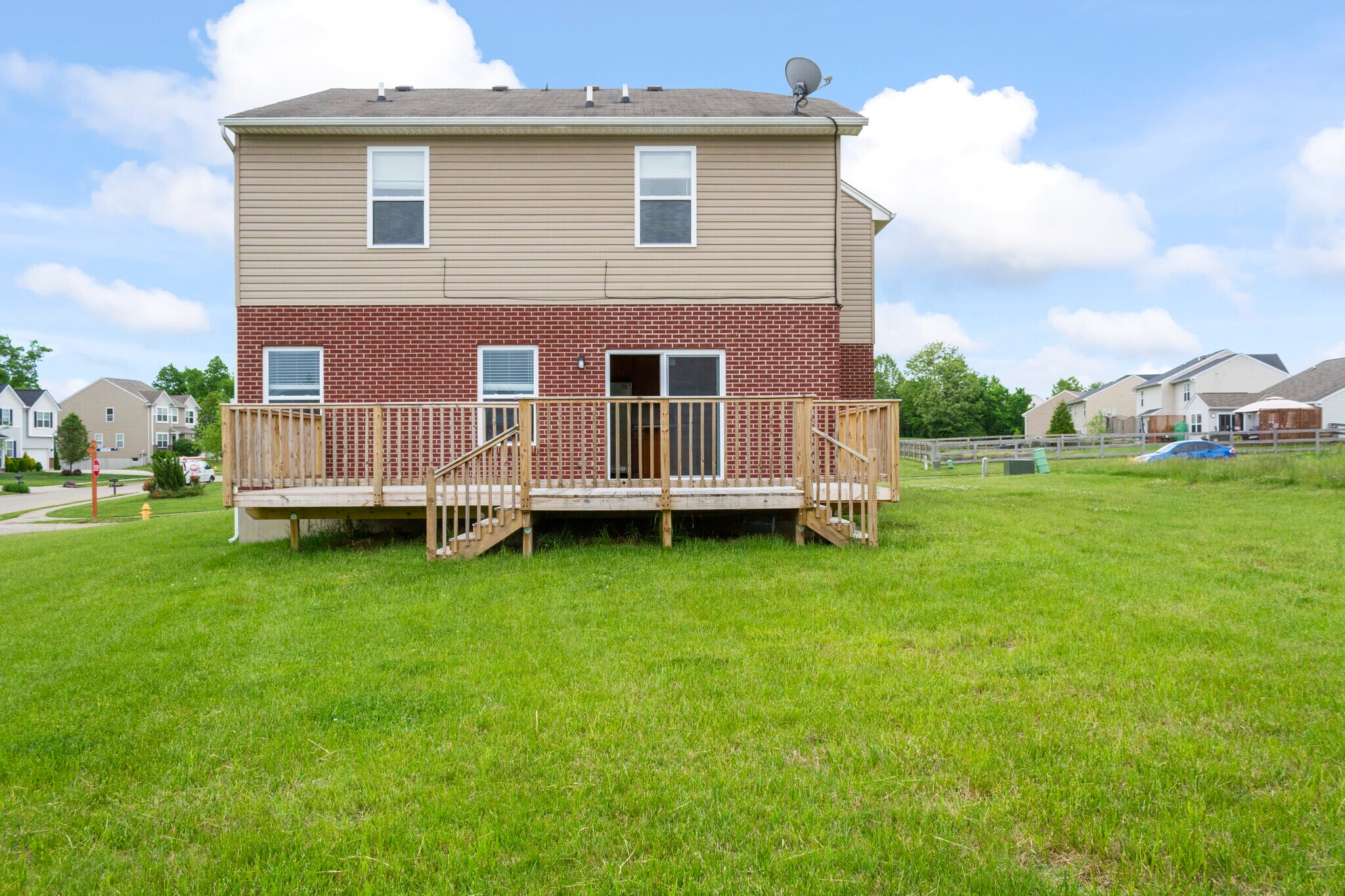 Building Photo - 6335 Arabian Dr