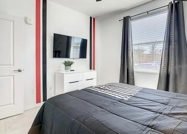 Building Photo - 4741 Clock Tower Dr