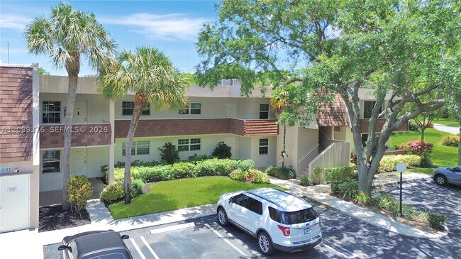 Building Photo - 3641 Oaks Clubhouse Dr