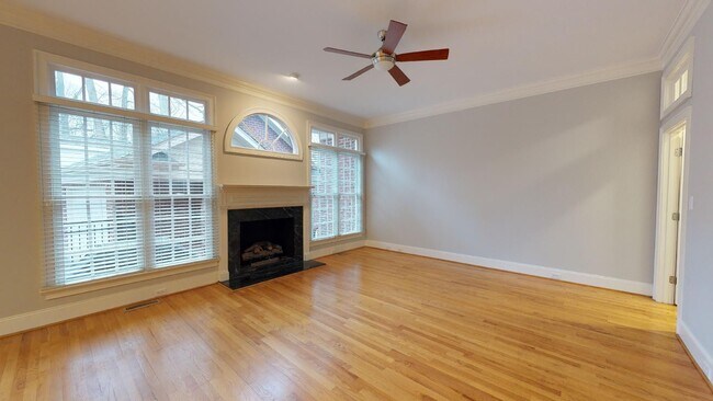 Building Photo - 1105 Randolph Oaks Ct