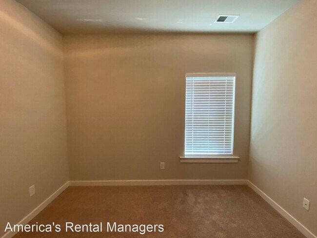 Building Photo - 4 br, 2 bath House - 170 Ridge View Circle