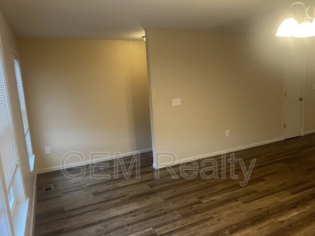 Building Photo - 35122 Saba Pl