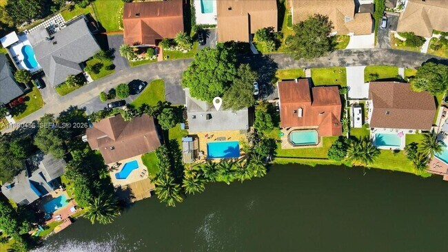 Building Photo - 960 Bayberry Point Dr