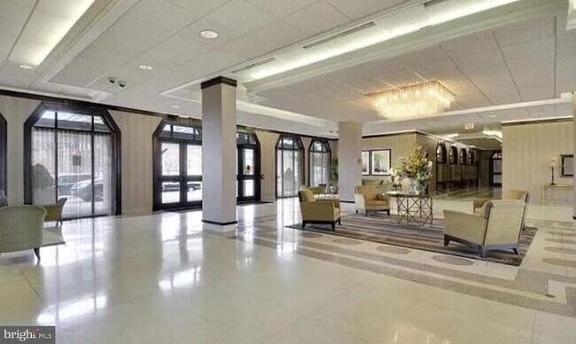 Primary Photo - 700 7th St SW