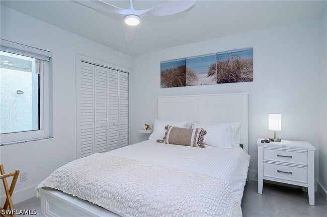 Building Photo - 592 Beachwalk Cir