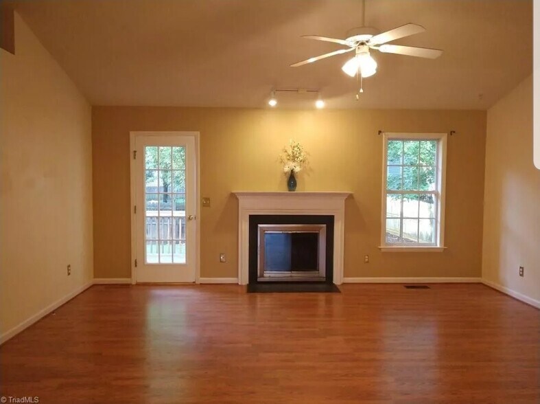 Building Photo - 4602 Prestbury Dr