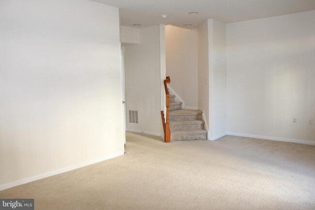 Building Photo - 16382 Gangplank Ln