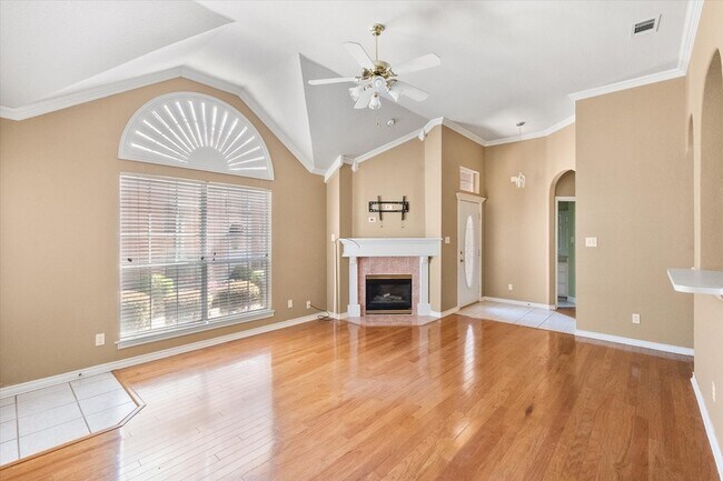 Building Photo - 2311 Ragland Rd