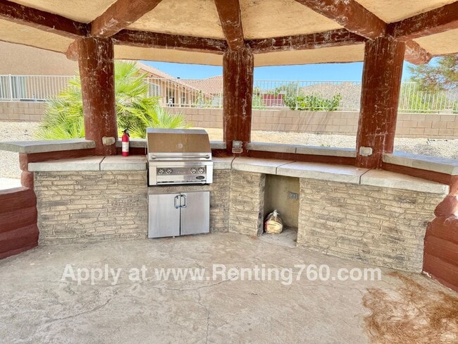 Building Photo - Spacious 4 Bedroom Home in Copper hills Ne...