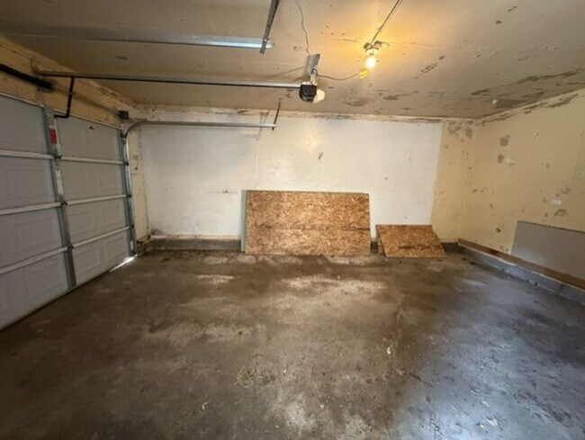 Building Photo - 754 Hayden Ave