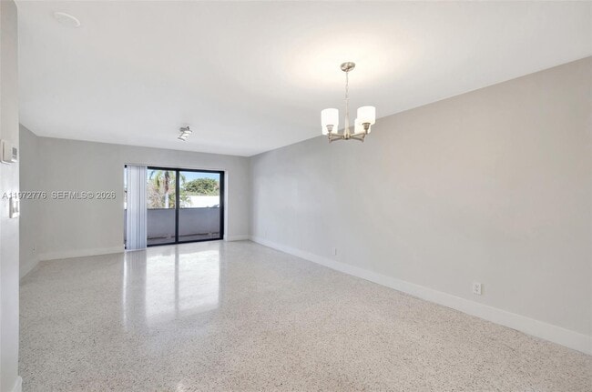 Building Photo - 2190 NE 51st Ct