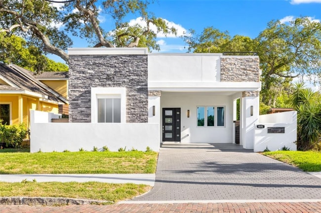 Building Photo - 415 4th Ave SW