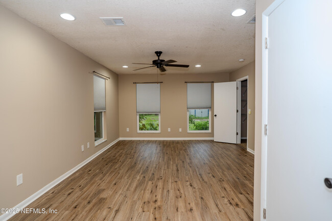 Building Photo - 3098 Pacetti Rd