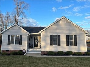 Building Photo - 3 bedroom Home Chesterfield-Ashbrook Subdivision