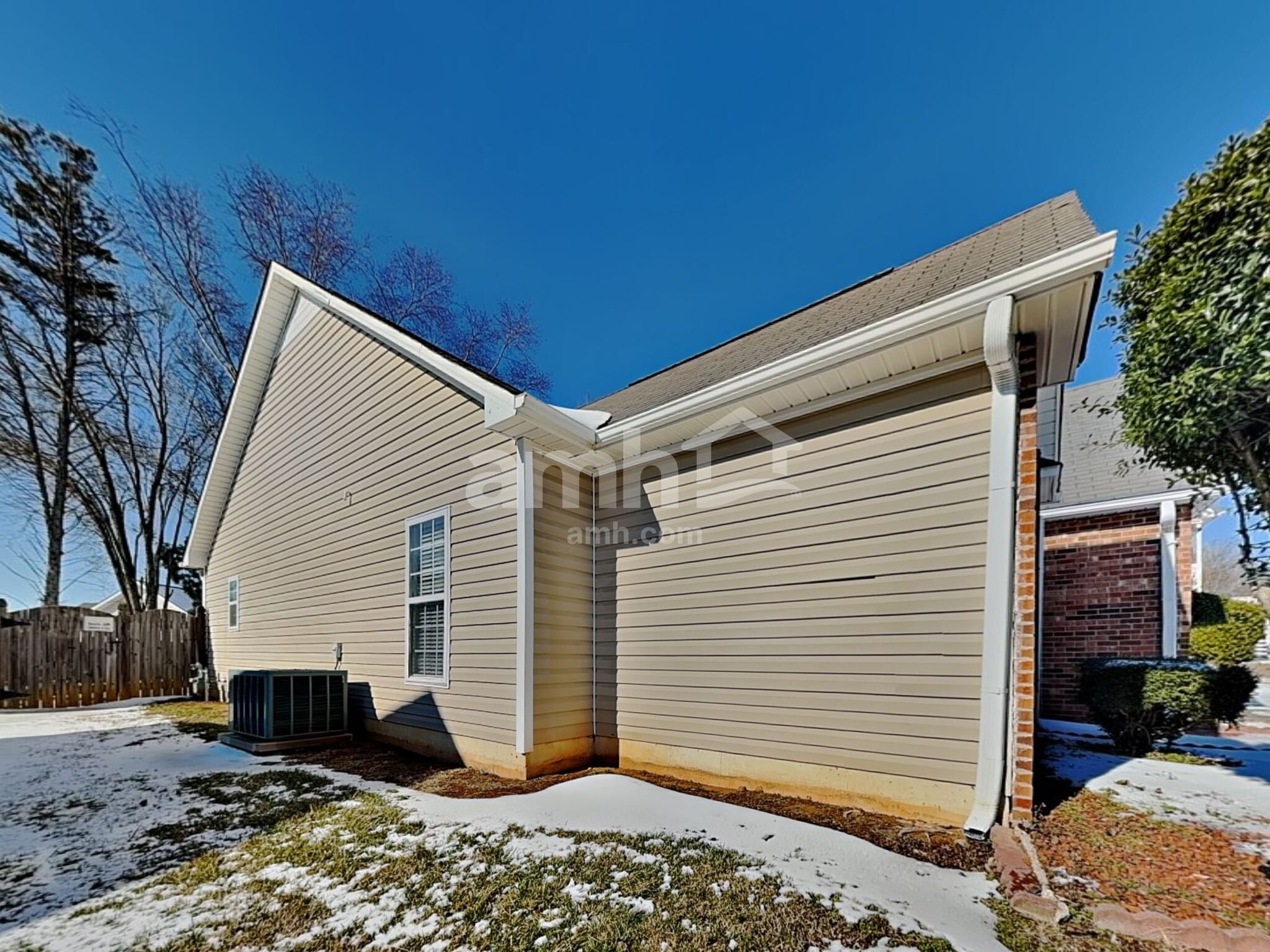 Building Photo - 1954 Waccamaw Path