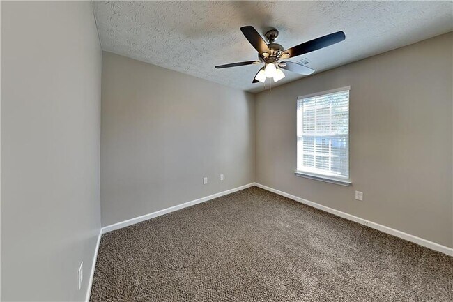 Building Photo - 110 Chartres St