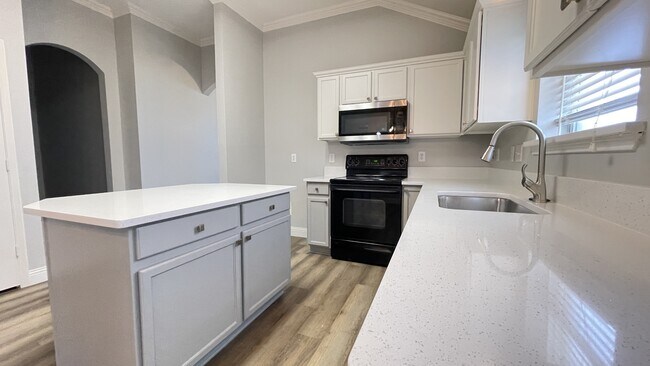 Building Photo - 650 Tabasco Trail