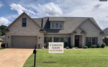 Building Photo - 32 Nathan Dr