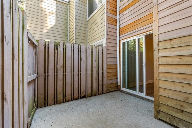 Building Photo - 469 Granite Ridge Pl