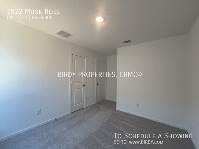 Building Photo - 1922 Musk Rose