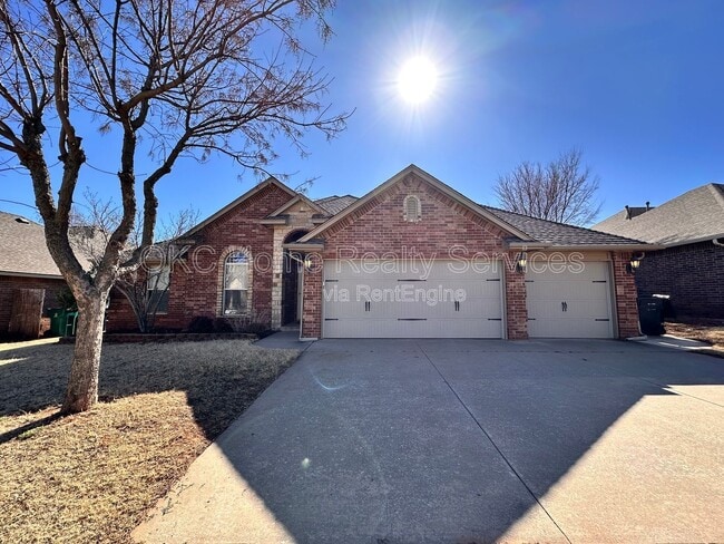 Building Photo - 13204 SW 2nd Terrace