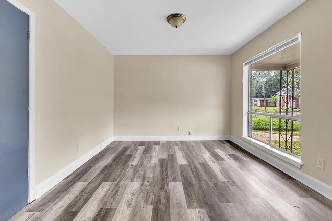 Building Photo - 3451 Tutwiler Ave