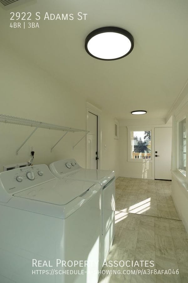 Building Photo - 2922 S Adams St