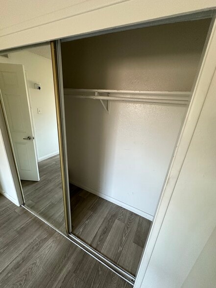 Building Photo - 485 North Cir