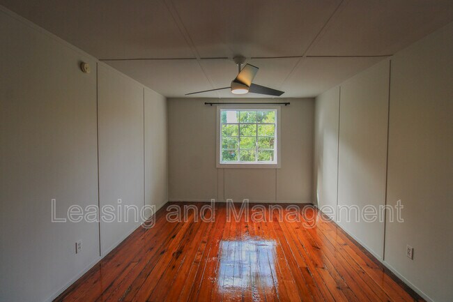Building Photo - 21 Archdale St