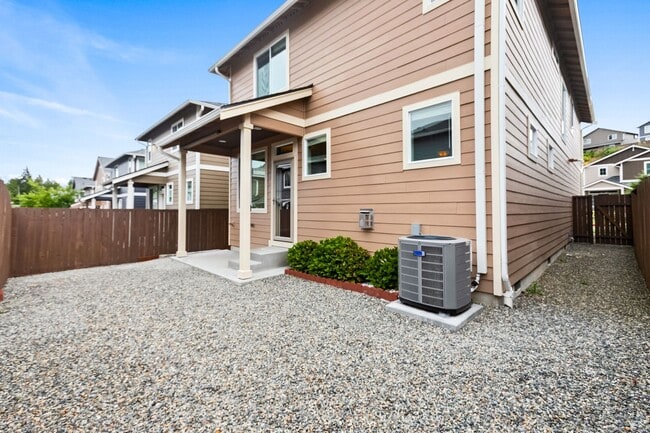 Building Photo - Two-story Home in Freestone at Bayside