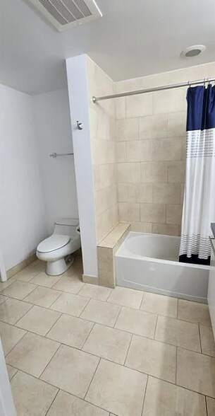 Building Photo - 90 SW 3rd St