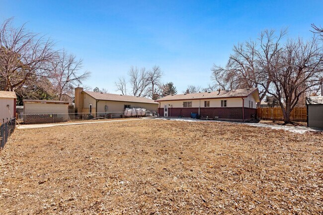 Building Photo - Updated 4 Bedroom Home in South College Heights
