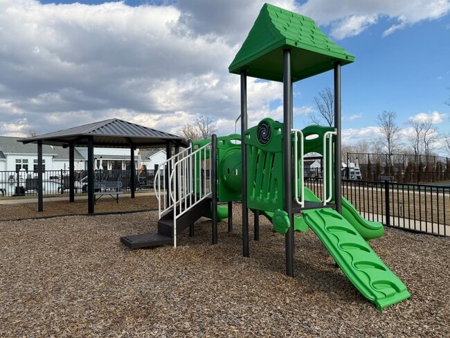 Building Photo - 80 White Sands Blvd