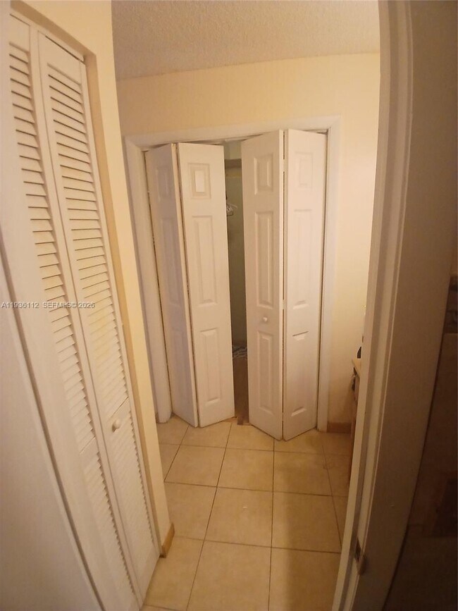 Building Photo - 14345 SW 57th Ln