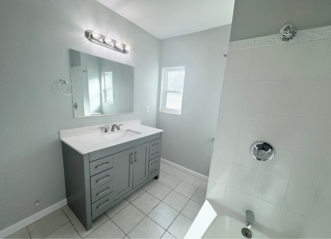 Building Photo - LB0811  (RUBS) OWNER APPROVAL