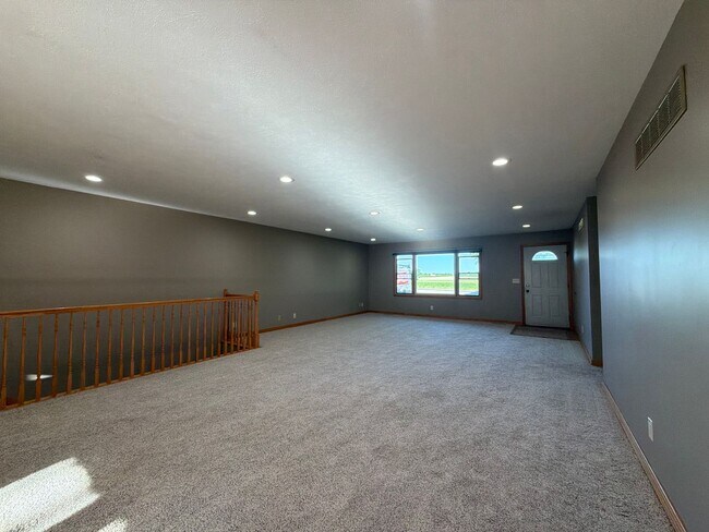 Building Photo - Country Living with Convenient Access 3 Bedroom Brick Ranch Home in Goshen