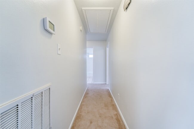 Building Photo - 15114 Forest Lodge Dr